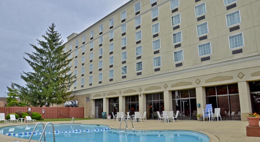 Holiday Inn & Suites Philadelphia-Runnemede/Exit 3-New Jersey Turnpike Exterior photo